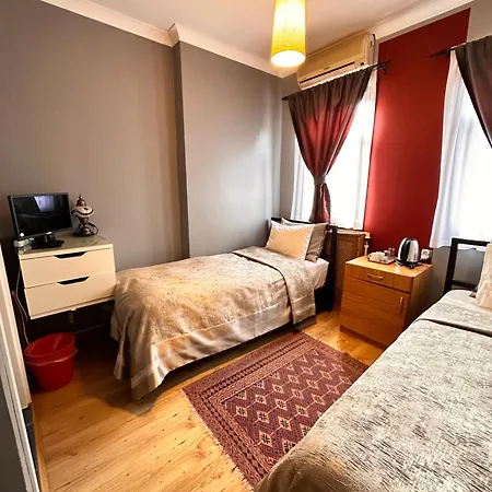 Konukevi Ahmet Efendi Evi 4*