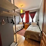 艾哈迈德伊芬迪伊芙酒店 4*